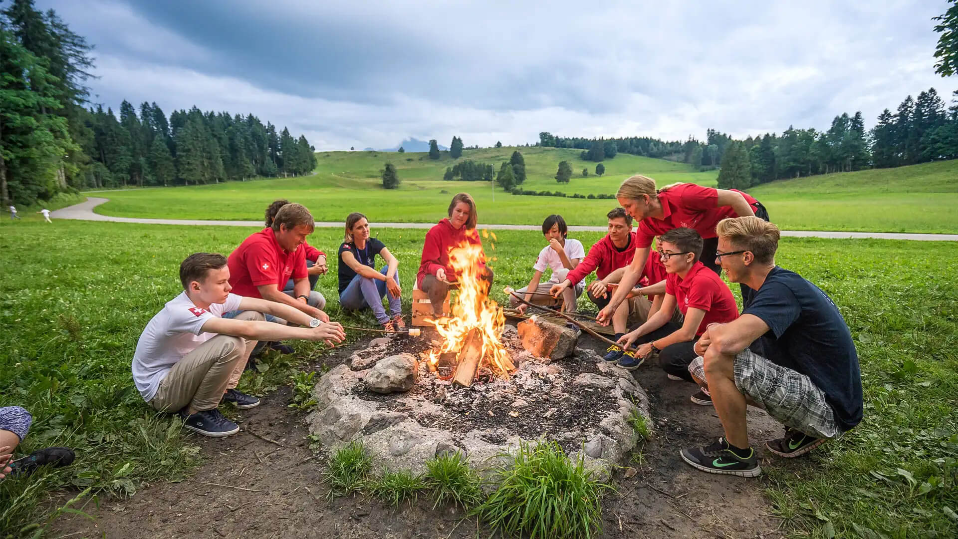 Camps d'été pour les compétences en leadership dans les écoles internats suisses.