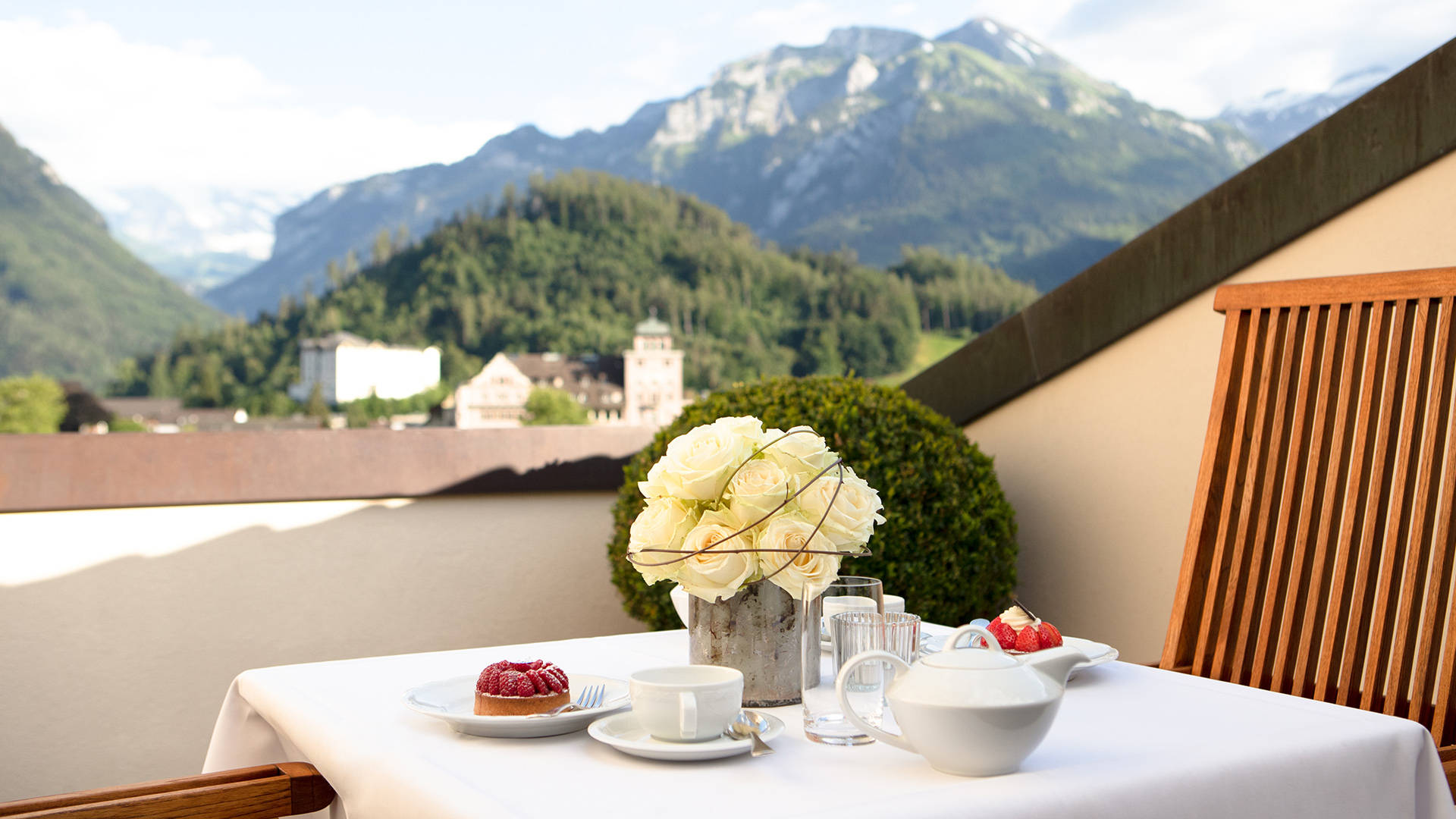 Victoria-Jungfrau Grand Hotel & Spa - slide