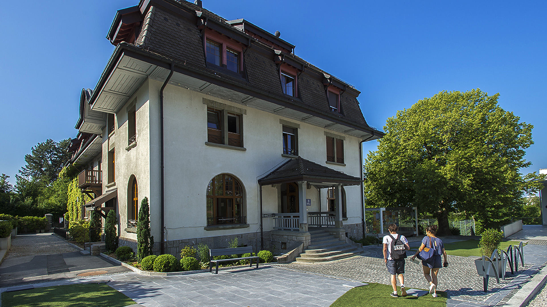 École Nouvelle de la Suisse Romande - slide